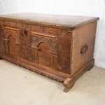 Антикварный сундук в романском стиле 1790-х гг.