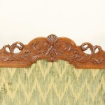 Антикварный каминный экран с резным навершием 1750-х гг. 