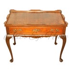 Антикварный чайный столик в стиле Чиппендейл 1930-х гг. 