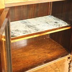 Антикварная викторианская витрина из палисандра 1870-х гг. 