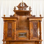 Антикварный буфет с резными филенками 1860-х гг. 