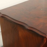 Антикварная тумбочка с фигурной линией столешницы 1950-х гг. 