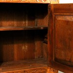 Антикварный шкафчик с резным убранством 1920-х гг. 