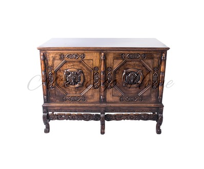 Старинный дубовый сервант из Англии