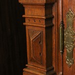 Антикварный немецкий буфет с раскрепованным фасадом и арочной нишей 1870-х гг. 