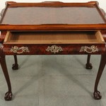 Антикварный чайный столик в стиле Чиппендейл 1940-х гг. 