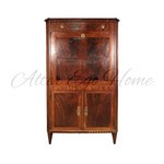 Антикварный секретер в стиле классицизм 1760-х гг. 