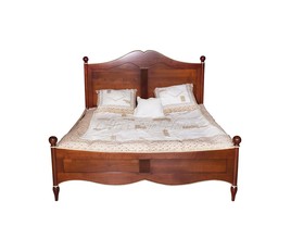 Двуспальная кровать из массива дерева