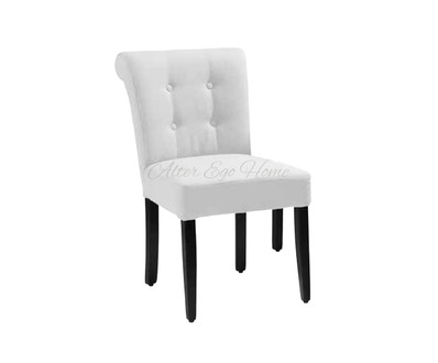 Черно-белый стул с буковым каркасом