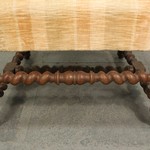 Антикварное кресло с резным щитковым навершием 1850-х гг. 