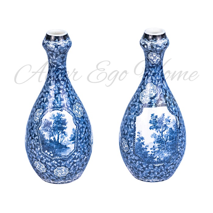 Антикварная пара ваз из керамики