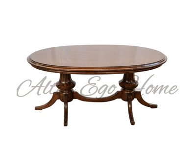 Антикварный кофейный стол с фигурными ножками 1960-х гг. 