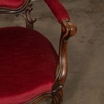 Антикварное кресло в стиле неорококо с резным навершием 1850-х гг. 