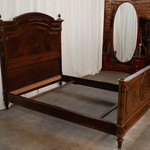 Комплект антикварной мебели для спальни из махагони 1860-х гг. 