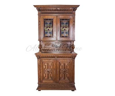 Антикварный дубовый буфет с витражами