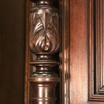 Антикварный буфет с резным убранством 1860-х гг. 