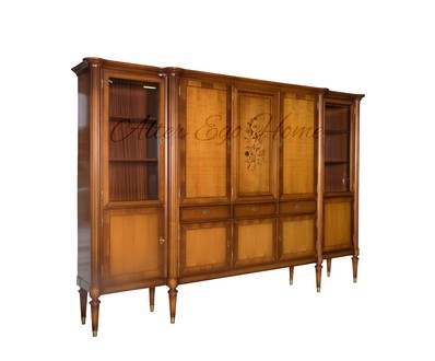 Антикварный сервант из вишни 1980 год