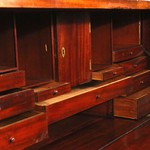 Антикварный секретер из махагони 1810-х гг. 