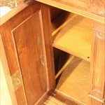 Антикварный буфет в стиле неоренессанс с раскрепованным фасадом 1860-х гг. 