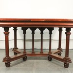 Антикварный стол с балюстрадой 1870-х гг. 