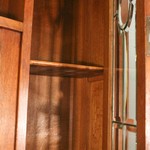 Антикварный буфет с фигурным фасадом 1890-х гг. 