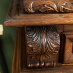 Антикварный двухъярусный шкаф с резьбой растительного характера 1800-х гг. 