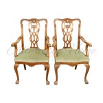 Пара антикварных кресел в стиле Томаса Чиппендейла 1890-х гг. 