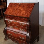 Антикварный секретер в стиле Чиппендейл 1950-х гг. 