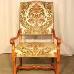 Пара антикварных кресел в стиле необарокко 1940-х гг. 