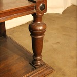 Антикварный консольный стол с точеными балясинами 1860-х гг. 