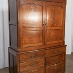 Антикварный двухъярусный шкаф из дуба 1820-х гг
