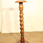 Антикварная подставка в виде витого шнура 1950-х гг. 