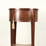 Антикварный столик 1900-х гг. 