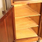 Антикварный сервант из махагони 1910-х гг. 