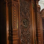 Антикварный немецкий буфет с раскрепованным фасадом и арочной нишей 1870-х гг. 