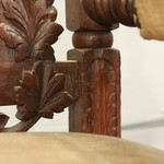 Антикварное кресло с резным щитковым навершием 1850-х гг. 