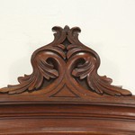 Антикварный сервант с зеркальным полотном и мраморной столешницей 1870-х гг. 