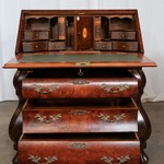 Антикварный секретер в стиле Чиппендейл 1950-х гг. 