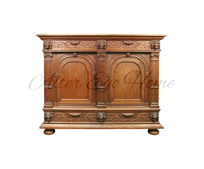 Антикварный дубовый сервант 1840-х гг. 