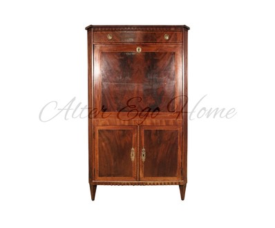 Антикварный секретер в стиле классицизм 1760-х гг. 