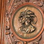 Антикварный немецкий буфет с раскрепованным фасадом и арочной нишей 1870-х гг. 