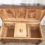 Антикварный китайский сундук из тика с резными композициями 1910-х гг. 