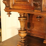 Антикварный буфет с резными композициями 1860-х гг. 