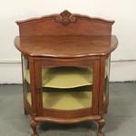 Антикварный чайный столик с фигурным поликом 1910-х гг. 