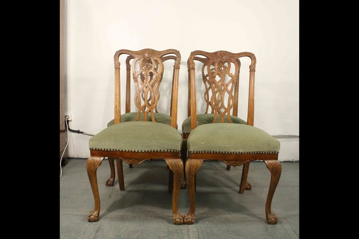 Комплект из 4-х антикварных стульев в стиле Томаса Чиппендейла 1890-х гг. 