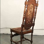 Антикварный стул с резной спинкой 1850-х гг. 