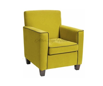 Удобное желтое кресло с коричневой каймой