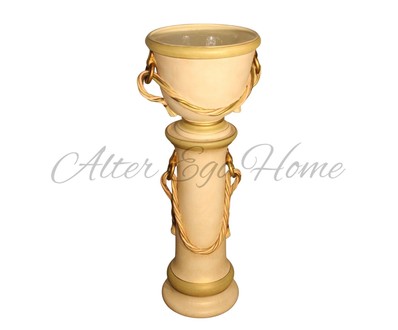 Антикварное кашпо на подставке в античной стилистике 1950-х гг. 