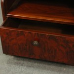 Антикварная тумбочка с фигурной линией столешницы 1950-х гг. 