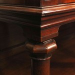 Антикварный сервант с зеркальным полотном и мраморной столешницей 1870-х гг. 